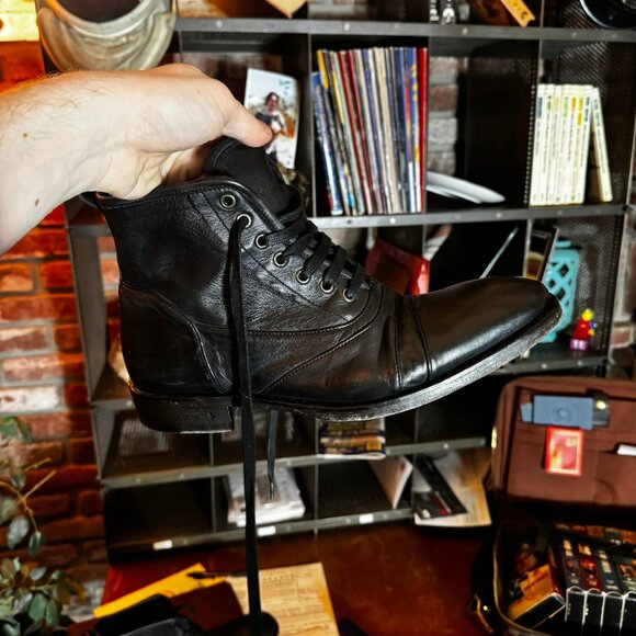 $698 JOHN VARVATOS Fleetwood Black BOOTS (sz 8.5) - Picture 2 of 10